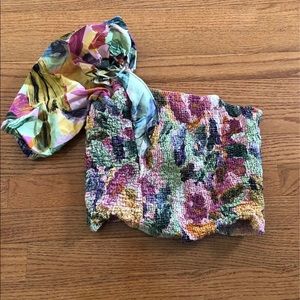 Zara cropped one shoulder ruffled floral top (Sold)